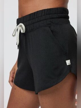 Vuori Black Athletic Shorts Size XS – Lightweight Drawstring Waist